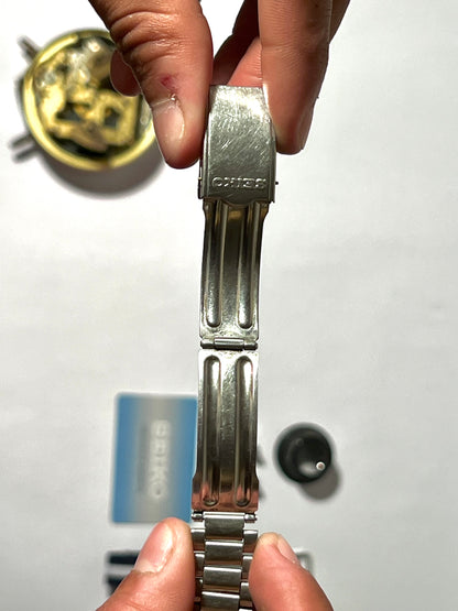 Seiko 7009-8150 Automatic Men’s Watch – Vintage 1980s Japan-Made Classic