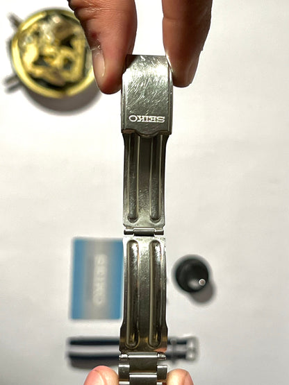 Seiko 5 7009-3090 Automatic Men’s Watch – Vintage 1970s Day/Date Japan-Made Classic