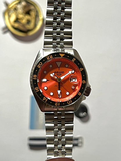 Seiko 5 Sports SSK005 GMT Automatic Men’s Watch – “Mikan Orange” Japan-Made Classic