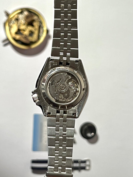 Seiko 5 Sports SSK005 GMT Automatic Men’s Watch – “Mikan Orange” Japan-Made Classic